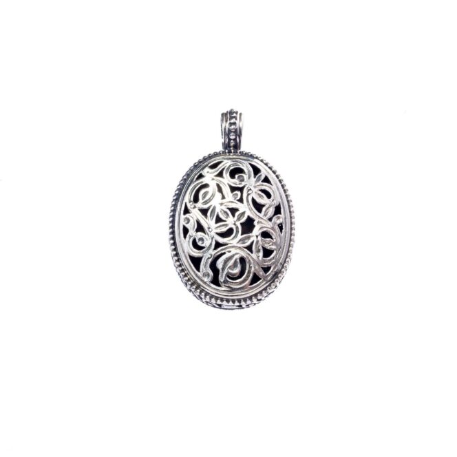 Garden Shadows big Oval Pendant in Sterling Silver