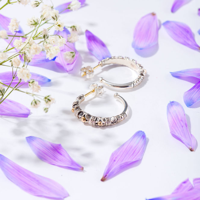Kassandra Hoops earrings in 18K Gold and Sterling Silver - Image 3