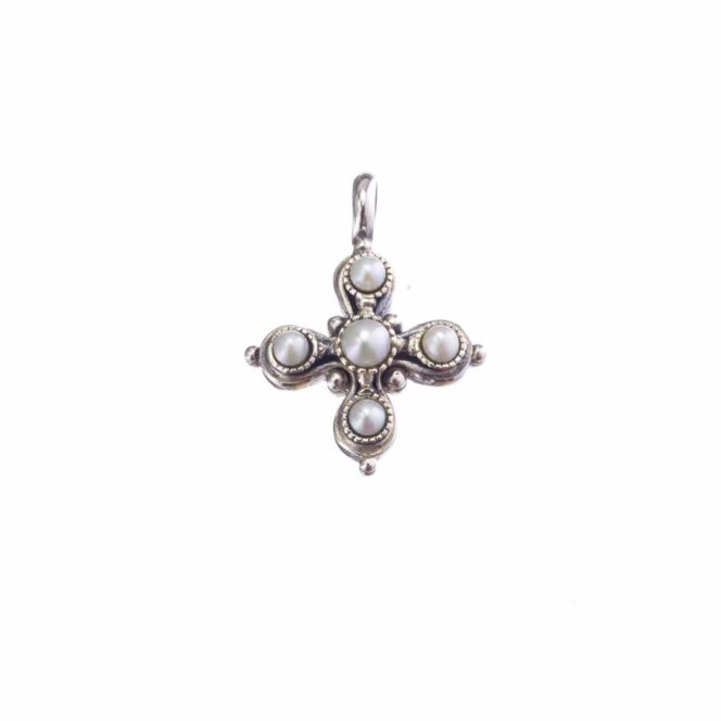 Classic cross in sterling silver with pearls