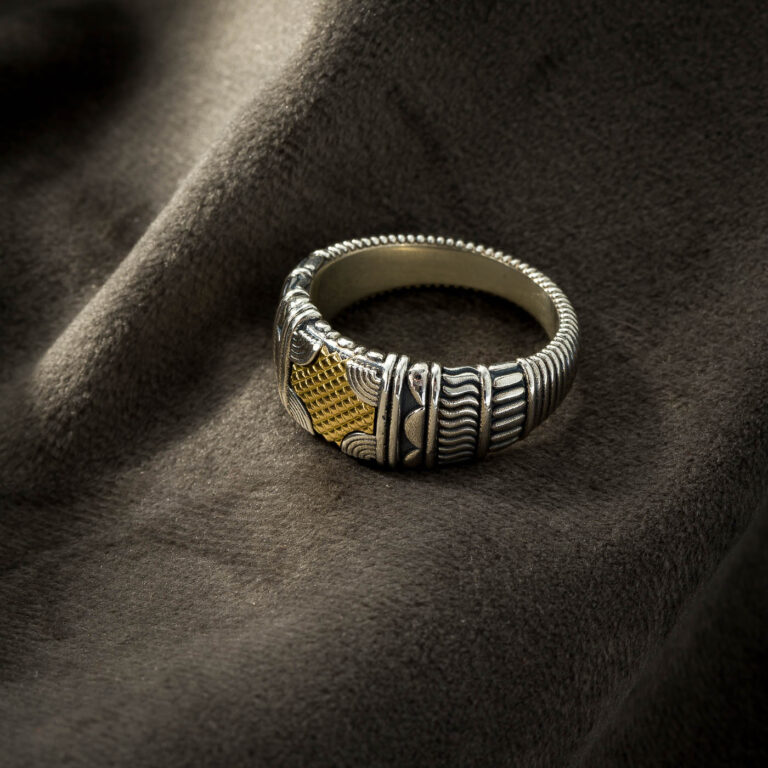 Alexandrian Wide Band Ring in 18K Gold and Sterling Silver - Image 2